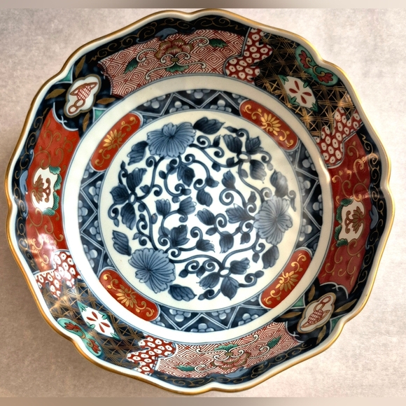 Japanese Imari Hand Painted Bowl - Picture 7 of 9